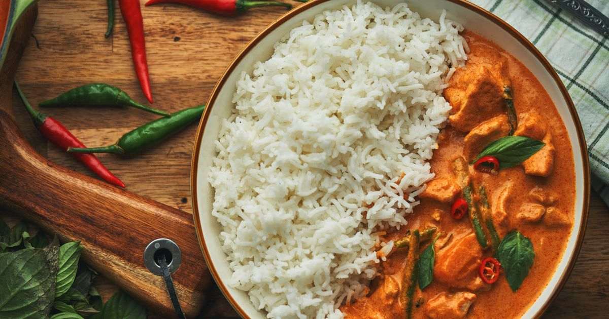 Curry will be tasty and ‘under 400 calories’ if you ditch chicken for one vegetable