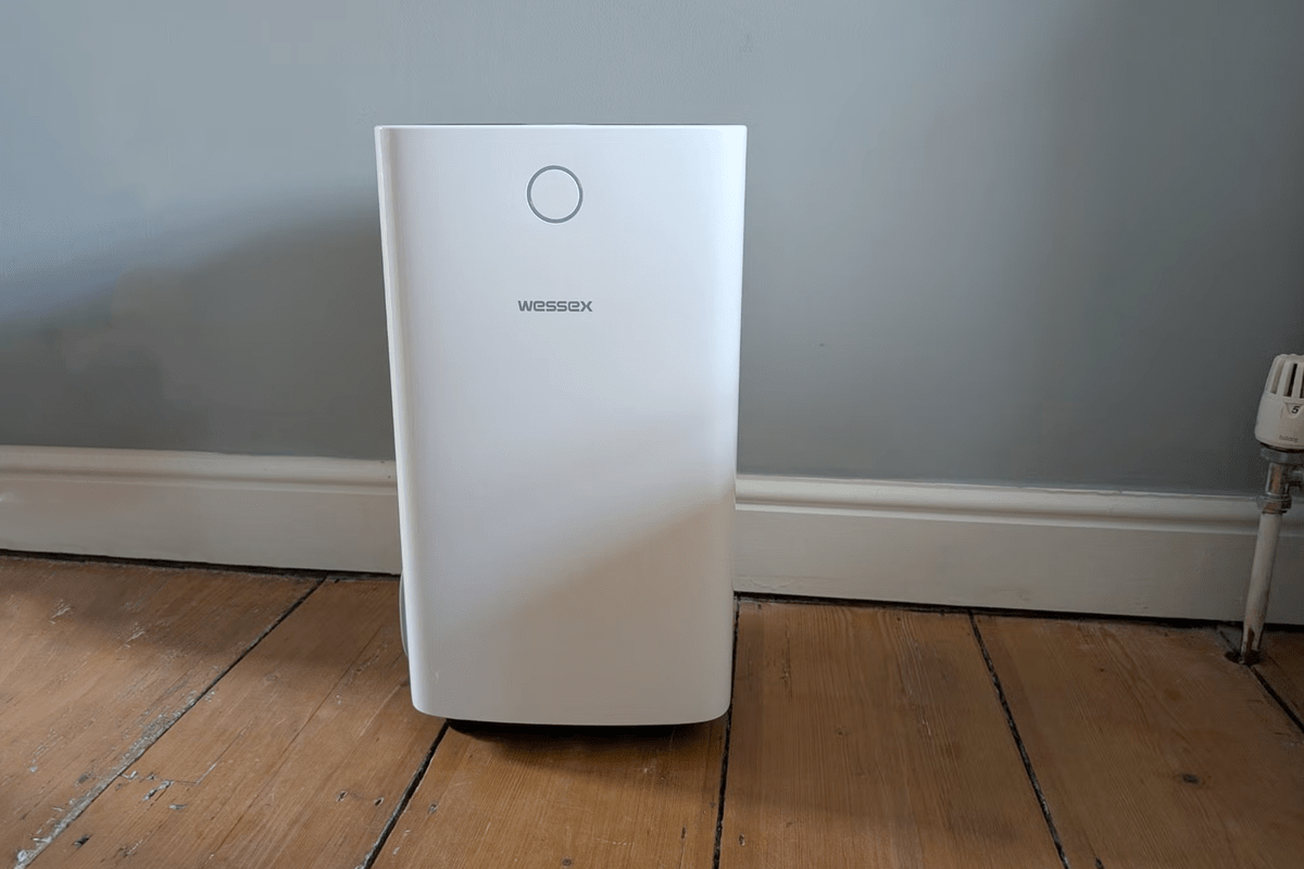 How much it actually costs to run a dehumidifier, according to experts