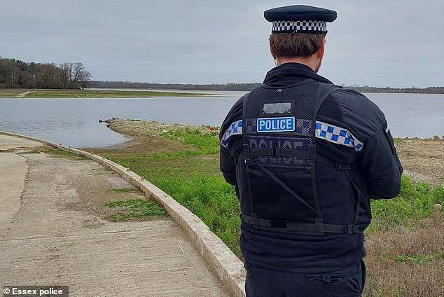 Police find body in search for pilot who ‘left suicide note’ before ‘dive-bombing’ light aircraft into reservoir