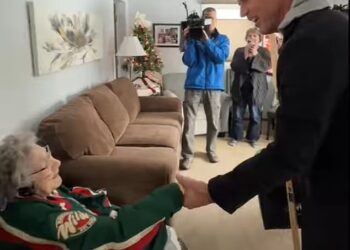 Touching moment 108-year-old hockey fan is granted Christmas wish by NHL superstar