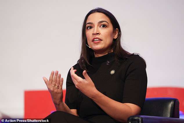 AOC makes elementary geography mistake as she slams Trump