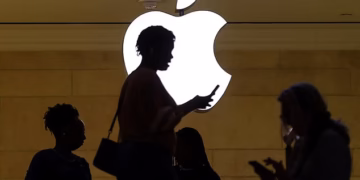 Apple quietly cuts support for three popular devices… is yours on the list?