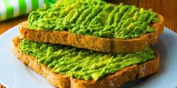Avocado toast is tastier if you take two minutes to prepare it with an everyday ingredient