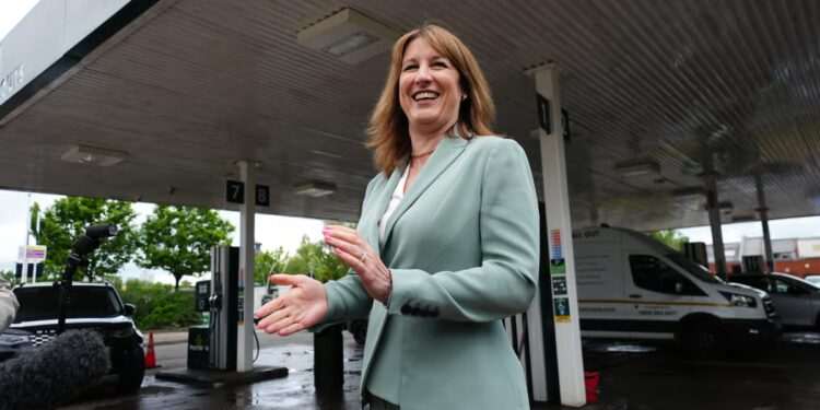Cheaper food and free bus rides for children in Reeves’ cost-of-living plan
