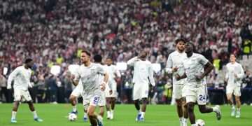 Freiburg vs Aston Villa – Europa League final LIVE: Latest score, team news and updates as Villans chase first silverware in 30 years with Istanbul showpiece