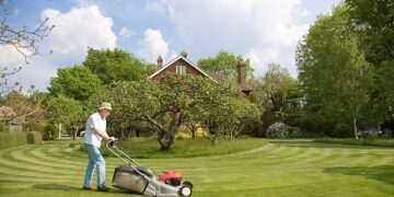 Households with bigger gardens face being penalised with higher water bills under new green plans