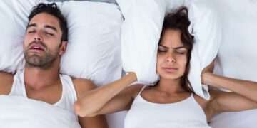 These are the sleeping positions proven to eliminate snoring, according to an expert