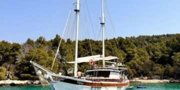 Uber launches boat service across Mediterranean hotspots in partnership with rental service Click&Boat
