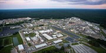 Secretive US nuke factory’s radioactive contamination of three workers exposed