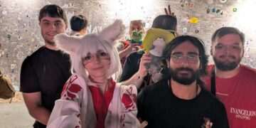 These strangers gamed online for years – then travelled hundreds of miles to finally meet | Gaming | Entertainment