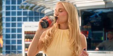 Dark truth about kombucha: A-listers swear by gut health ‘elixir’ but it harbors secret toxins… and now experts reveal common lifestyle mistake that cancels out ALL its benefits