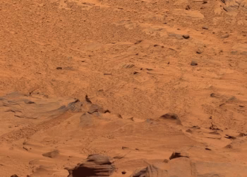 NASA Mars photo captures mysterious ‘walking man’ on the Red Planet