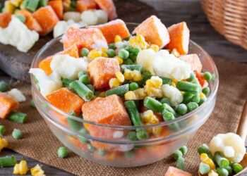 Ditch boiling frozen vegetables for simple cooking method that tastes so much better