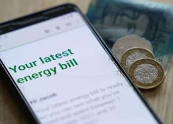 Households urged to do one simple task before October falls to save money