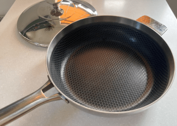 Lakeland’s 10-in-1 pan looks like the always pan pro – I put it to the test